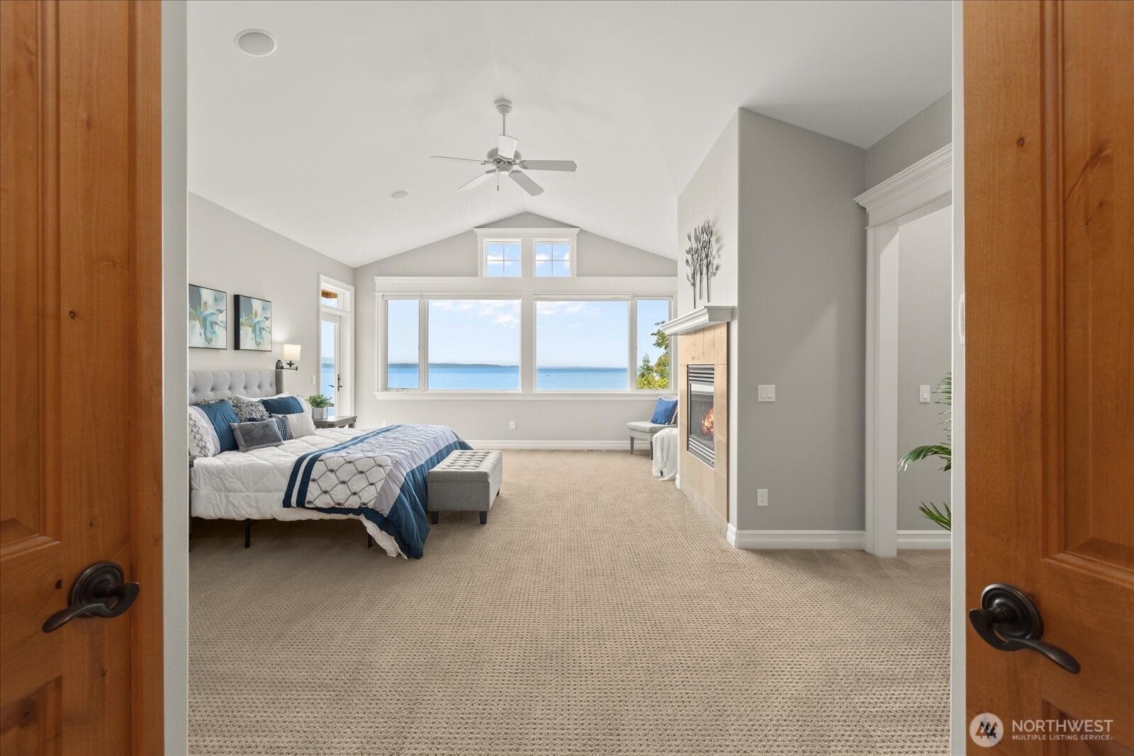 18608 Sound View Place Edmonds, WA 98020 - Photo 18 of 40