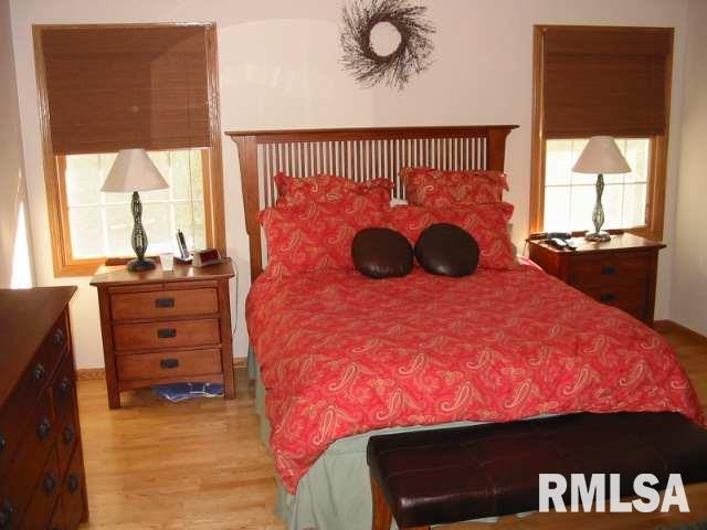 2081 Plum Tree Road Bettendorf, IA 52722 - Photo 6 of 9 Gallery Image 6