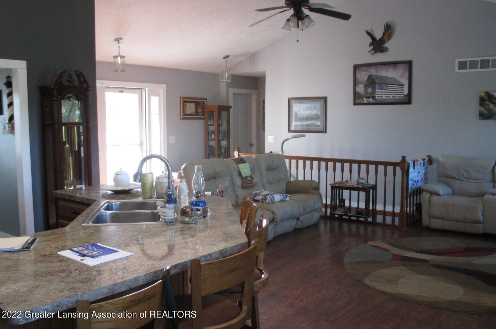 595 South Chester Road Charlotte, MI 48813 - Photo 6 of 33 6 Kitchen to LR