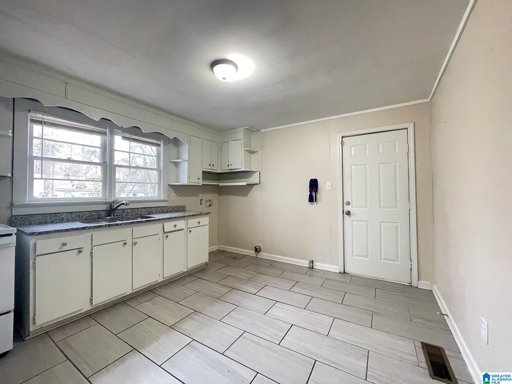618 Main Street Warrior, AL 35180 - Photo 5 of 16