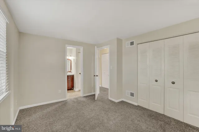 $284,900 | 2270 Seneca Drive, York, PA 17408