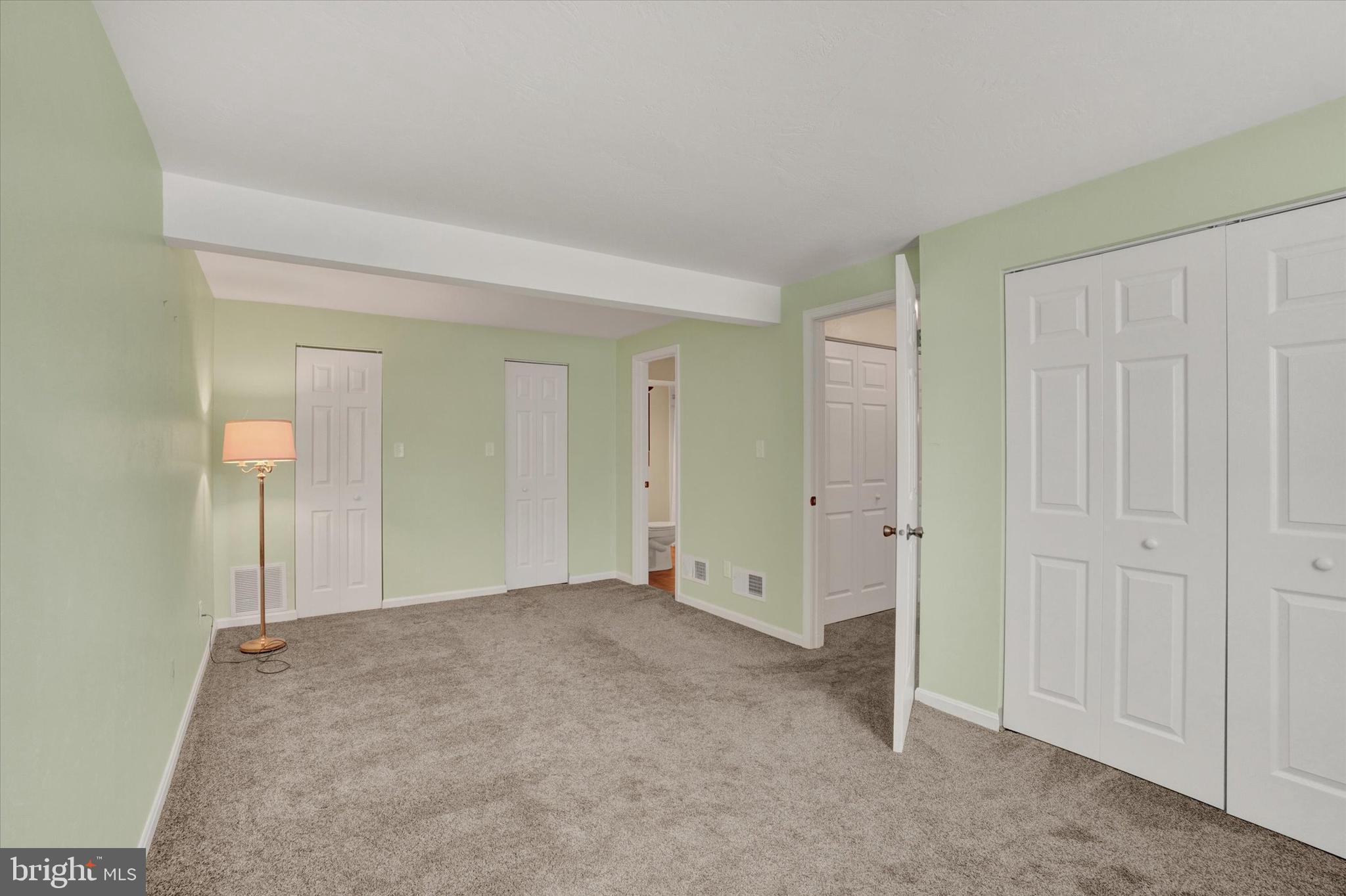 2270 Seneca Drive York, PA 17408 - Photo 16 of 28 an empty room with closet area