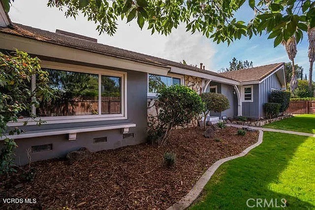 6656 Columbus Avenue Van Nuys, CA 91405 - Photo 13 of 21 a house view with a garden space