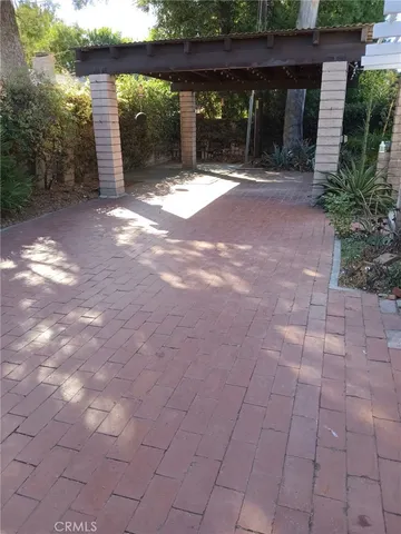 $6,250 | 6656 Columbus Avenue, Van Nuys, CA 91405