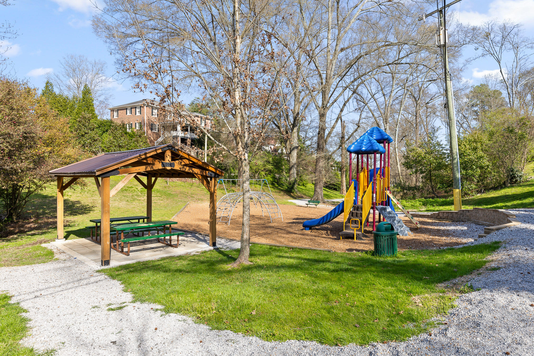 140 Ridgeside Road Chattanooga, TN 37411 - Photo 76 of 82 Ridgeside-69