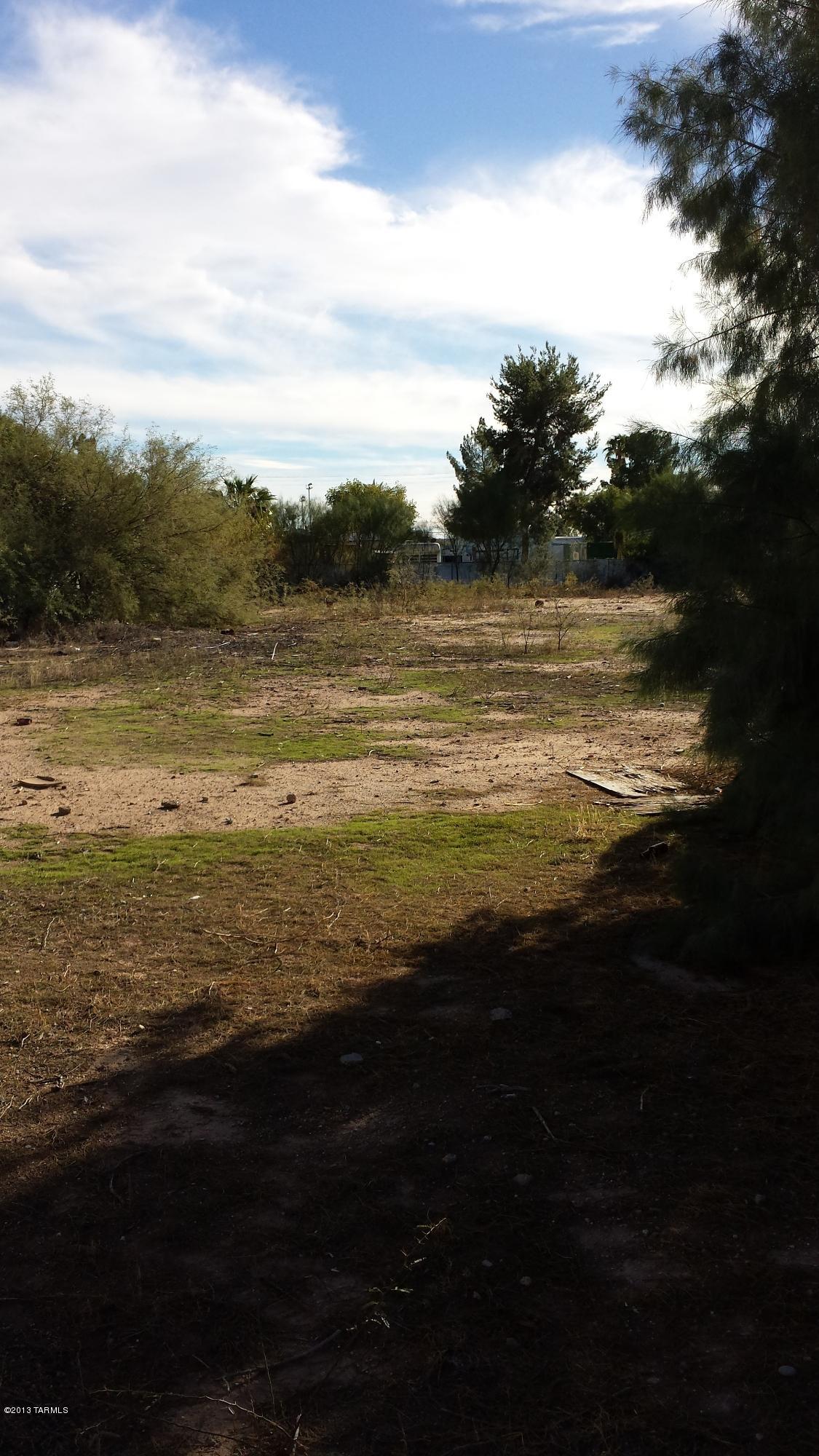 803 West Thurber Road Tucson, AZ 85705 - Photo 3 of 8