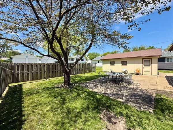 $149,900 | 710 South Vine Street, Maryville, MO 64468