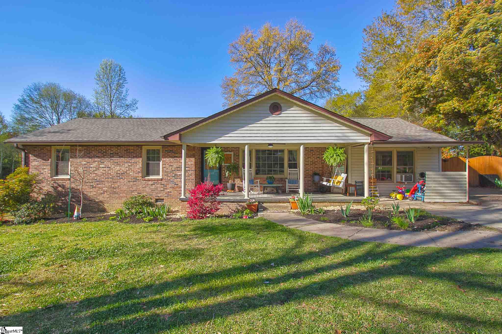 107 Sunset Court Fountain Inn, SC 29644 - Photo 2 of 36 Gallery Image 2