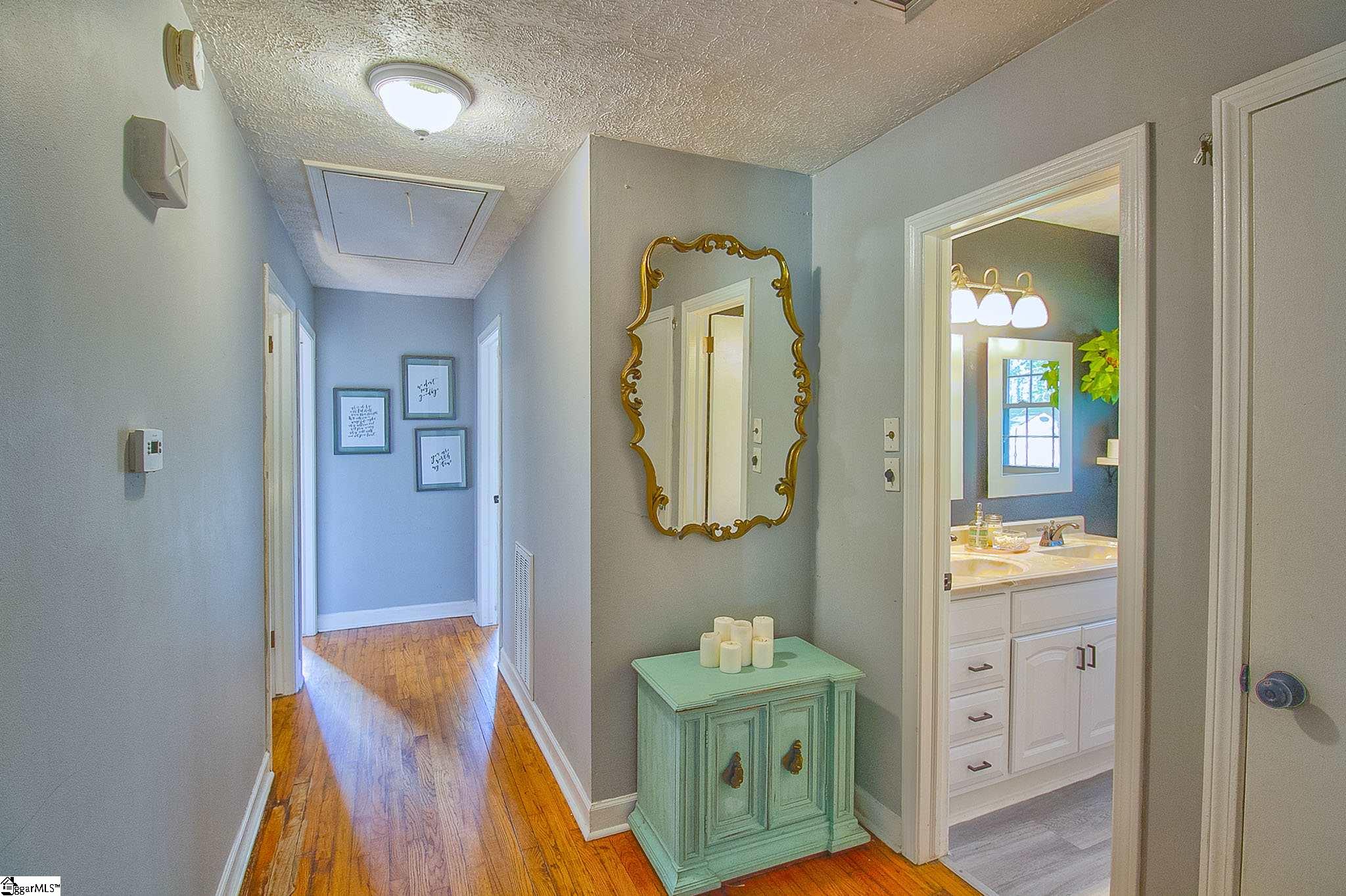107 Sunset Court Fountain Inn, SC 29644 - Photo 17 of 36 Gallery Image 17