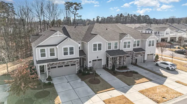 $390,000 | 11122 Chalkbark Lane, Charlotte, NC 28262