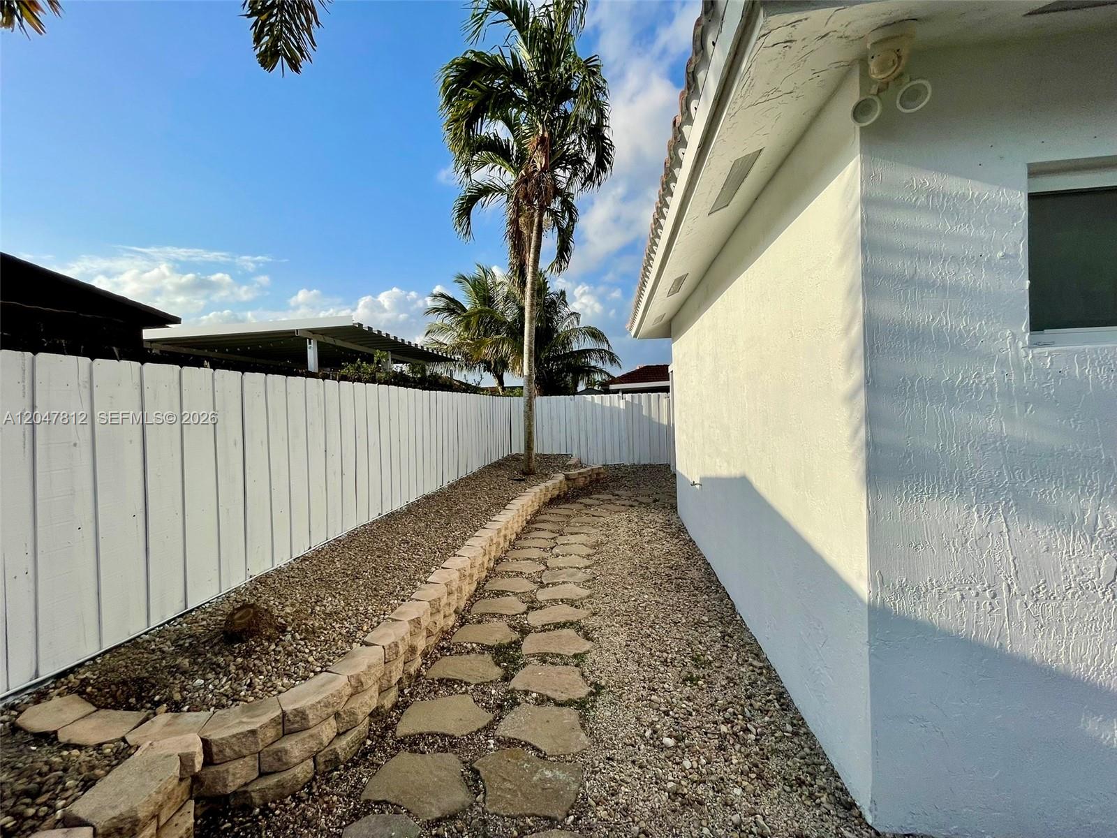 18254 Southwest 143rd Place Miami, FL 33177 - Photo 25 of 26
