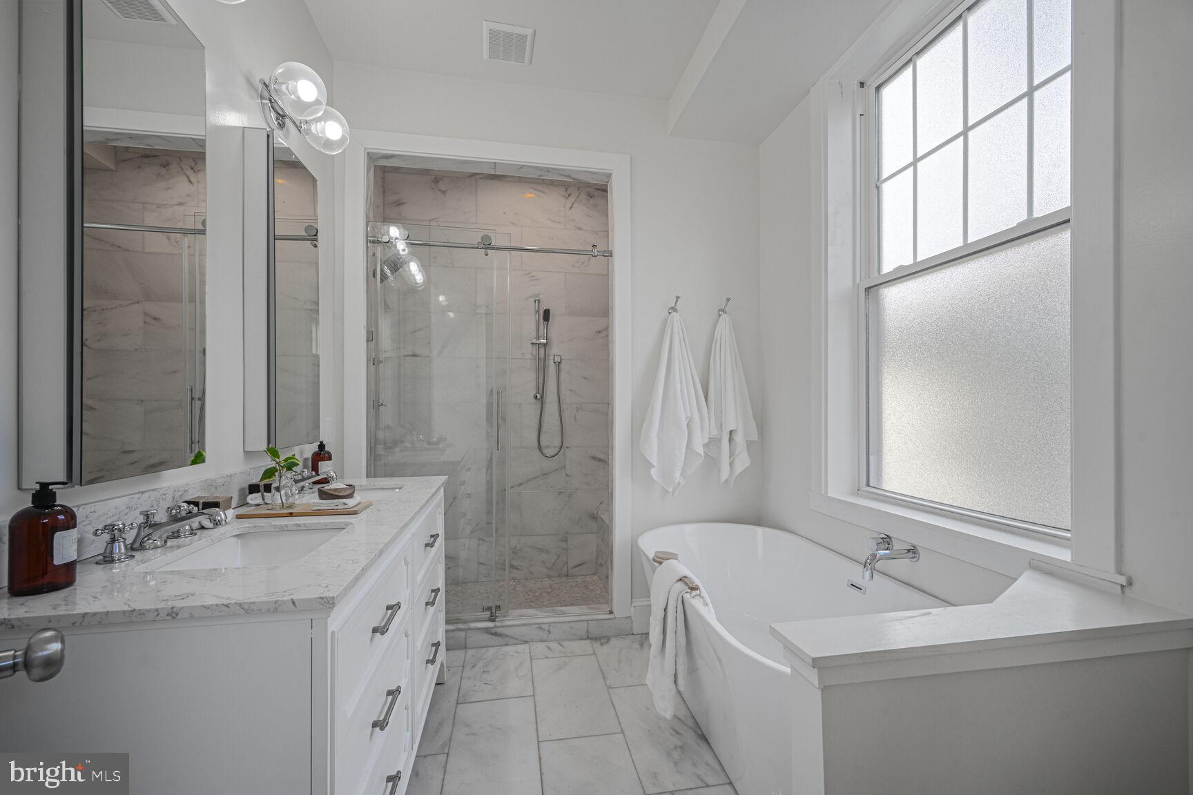 3410 Morrison Street Northwest Washington, DC 20015 - Photo 29 of 71 Primary Full Bath