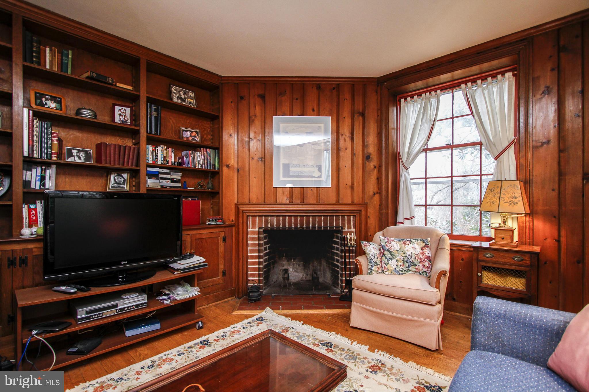 308 Edgevale Road Baltimore, MD 21210 - Photo 11 of 29 Interior (General)