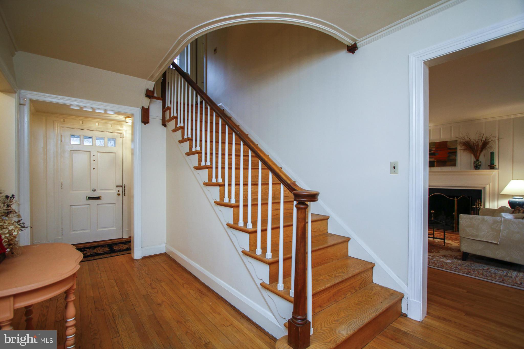308 Edgevale Road Baltimore, MD 21210 - Photo 12 of 29 Interior (General)