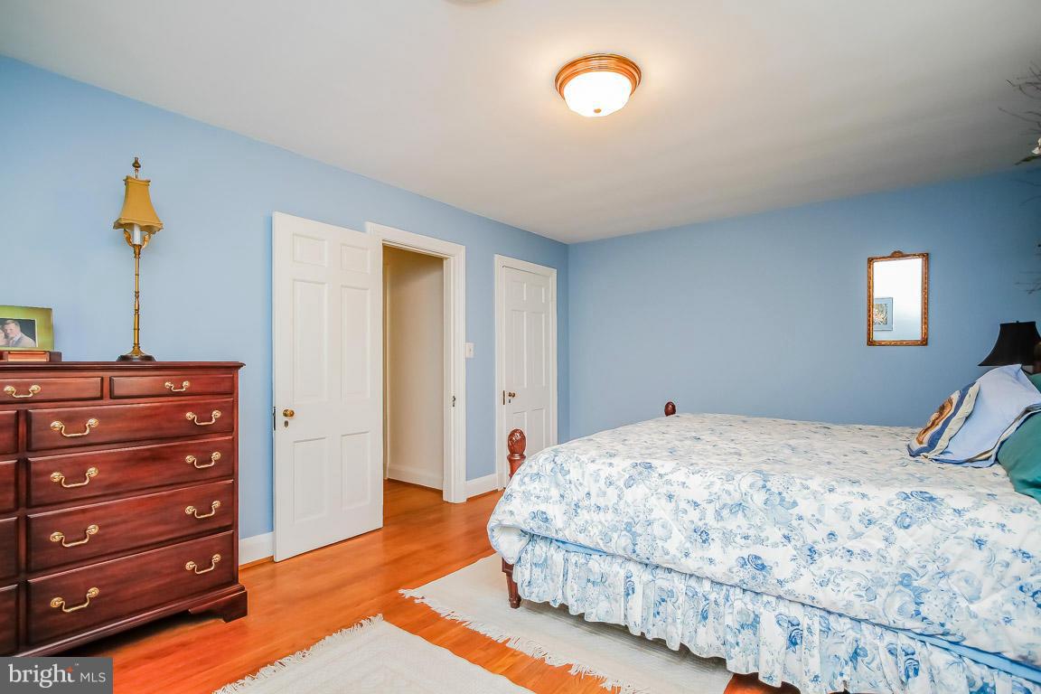 308 Edgevale Road Baltimore, MD 21210 - Photo 18 of 29 Bedroom