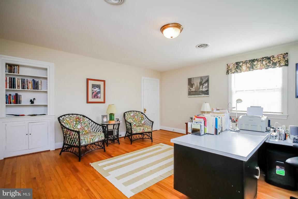 308 Edgevale Road Baltimore, MD 21210 - Photo 21 of 29 Bedroom