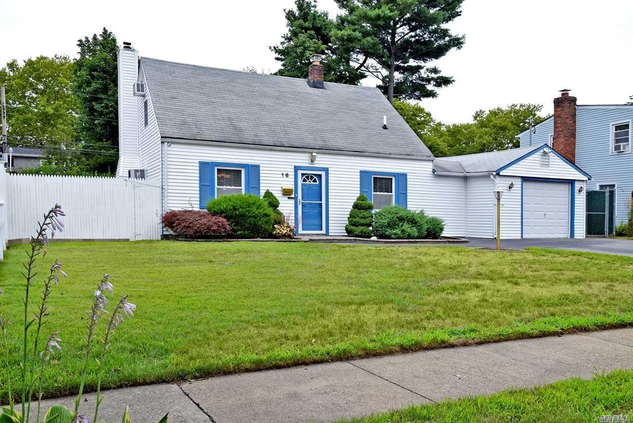 16 Honeysuckle Road Levittown, NY 11756 - Photo 1 of 1