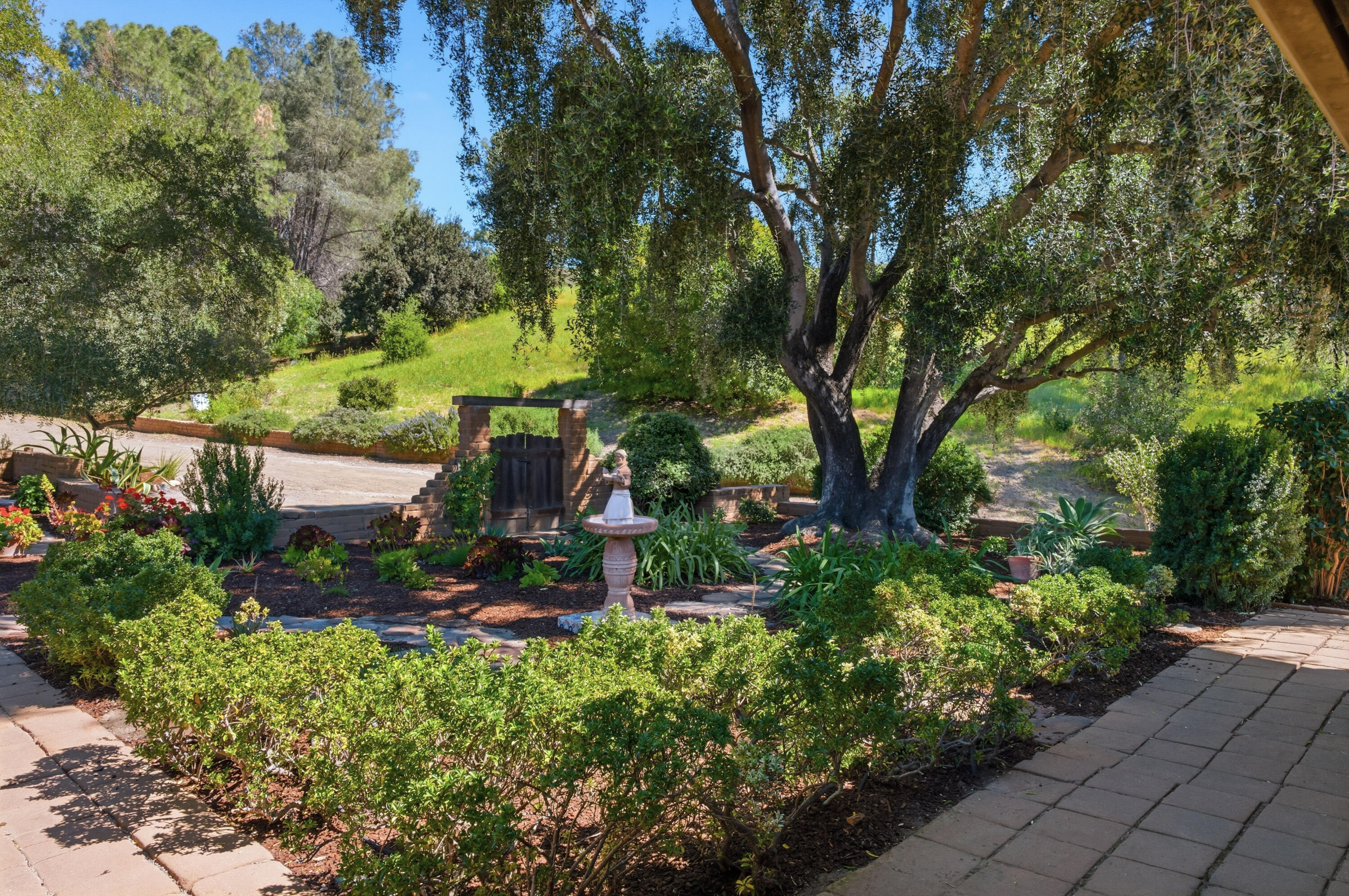 2160 Rambling Oaks Road Santa Ynez, CA 93460 - Photo 40 of 72 2160-rambling-oaks-ranch-santa-ynez-ca-4