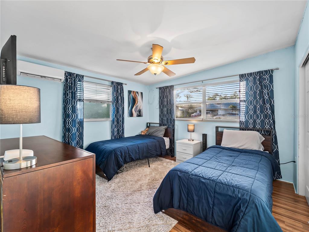 1328 Jamaica Road Venice, FL 34293 - Photo 18 of 56