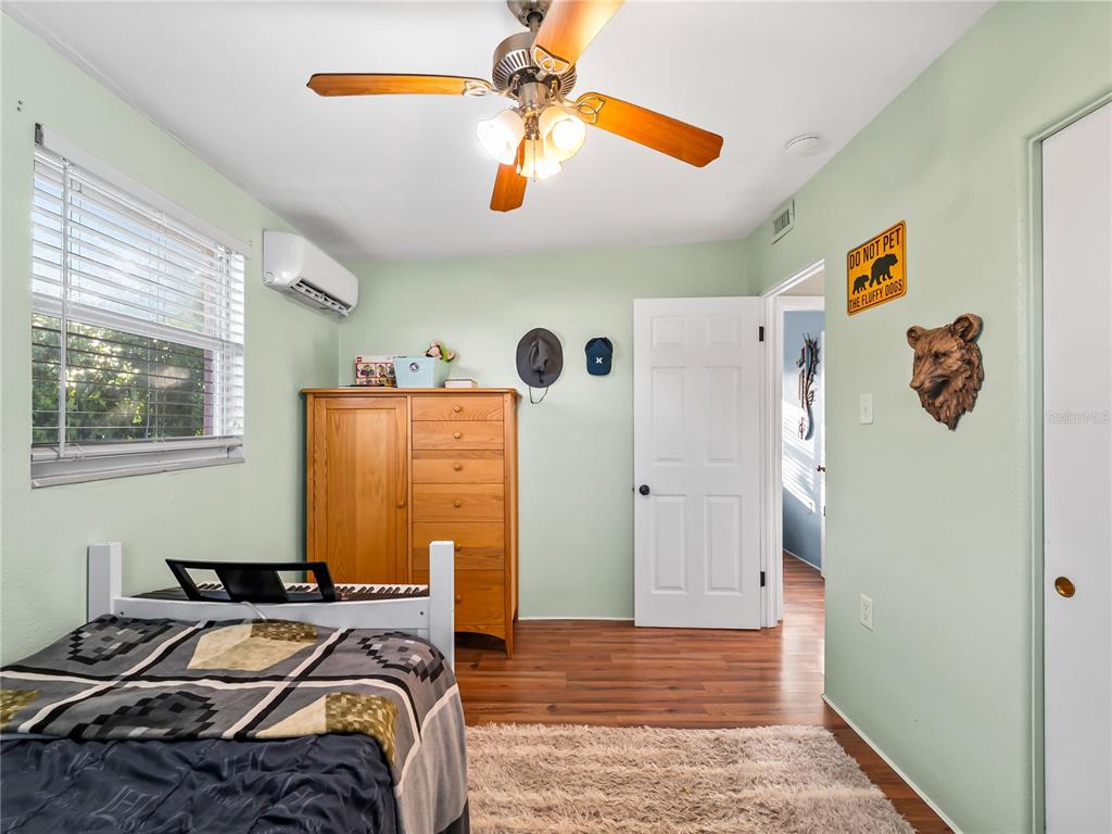 1328 Jamaica Road Venice, FL 34293 - Photo 24 of 56