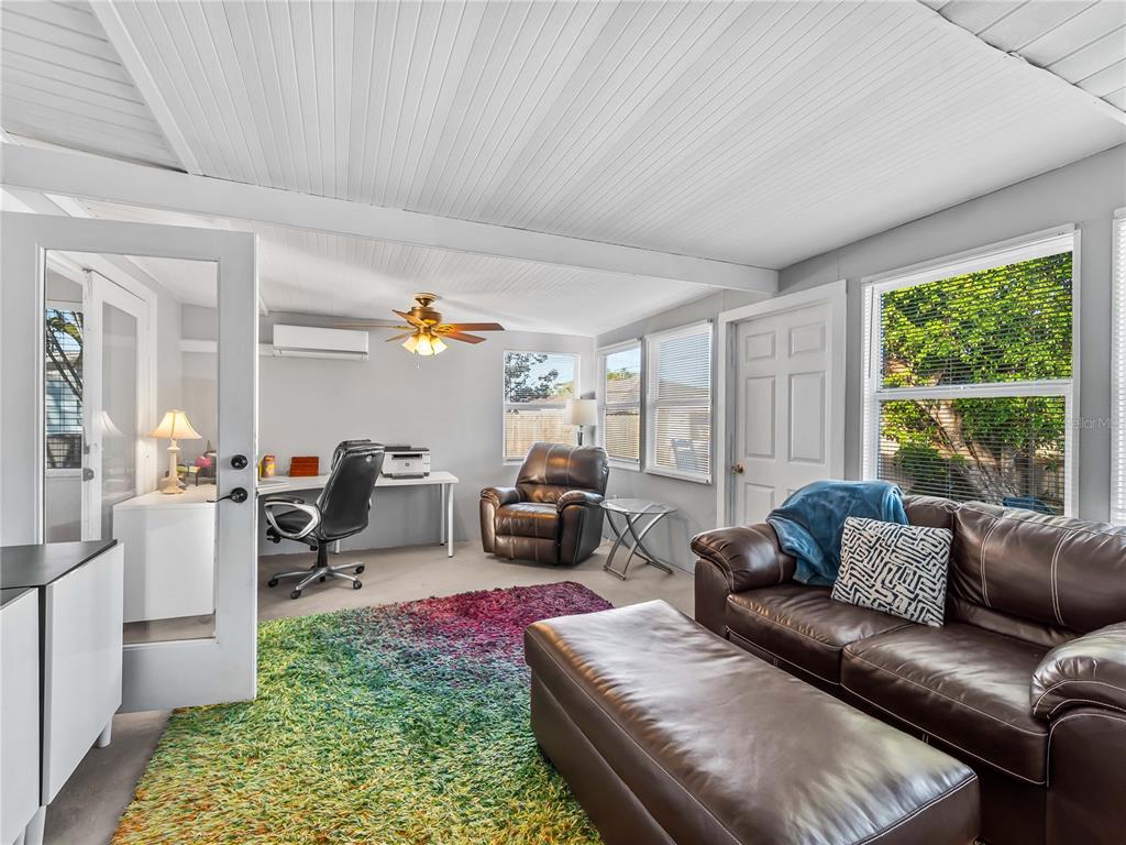 1328 Jamaica Road Venice, FL 34293 - Photo 28 of 56