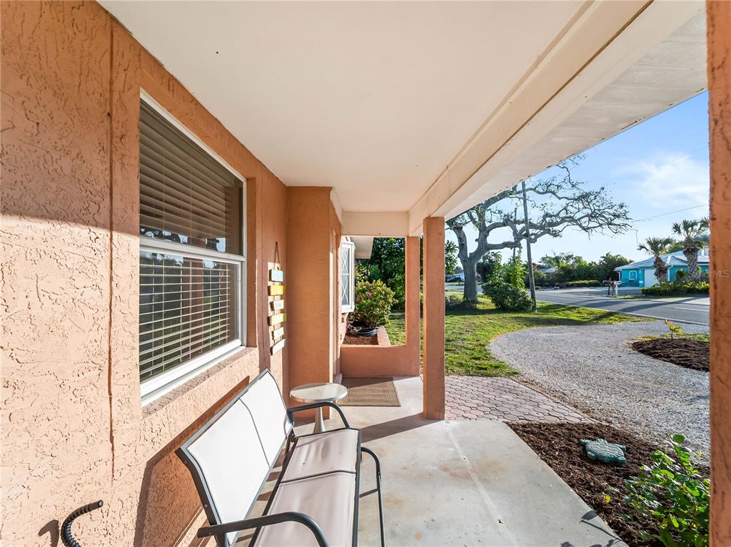 1328 Jamaica Road Venice, FL 34293 - Photo 40 of 56