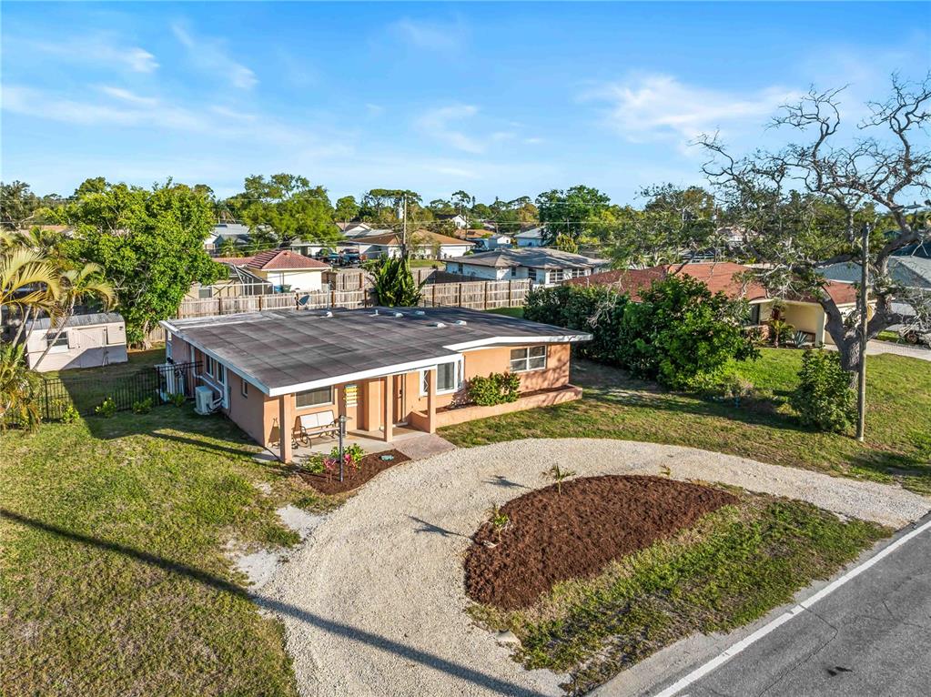 1328 Jamaica Road Venice, FL 34293 - Photo 44 of 56