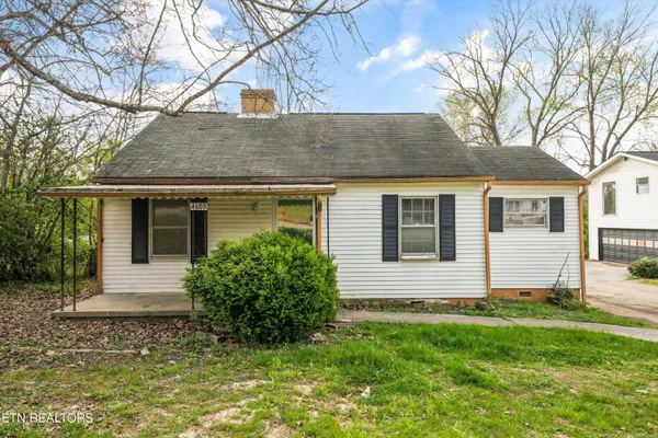 $199,900 | 4608 Oriole Drive, Knoxville, TN 37918