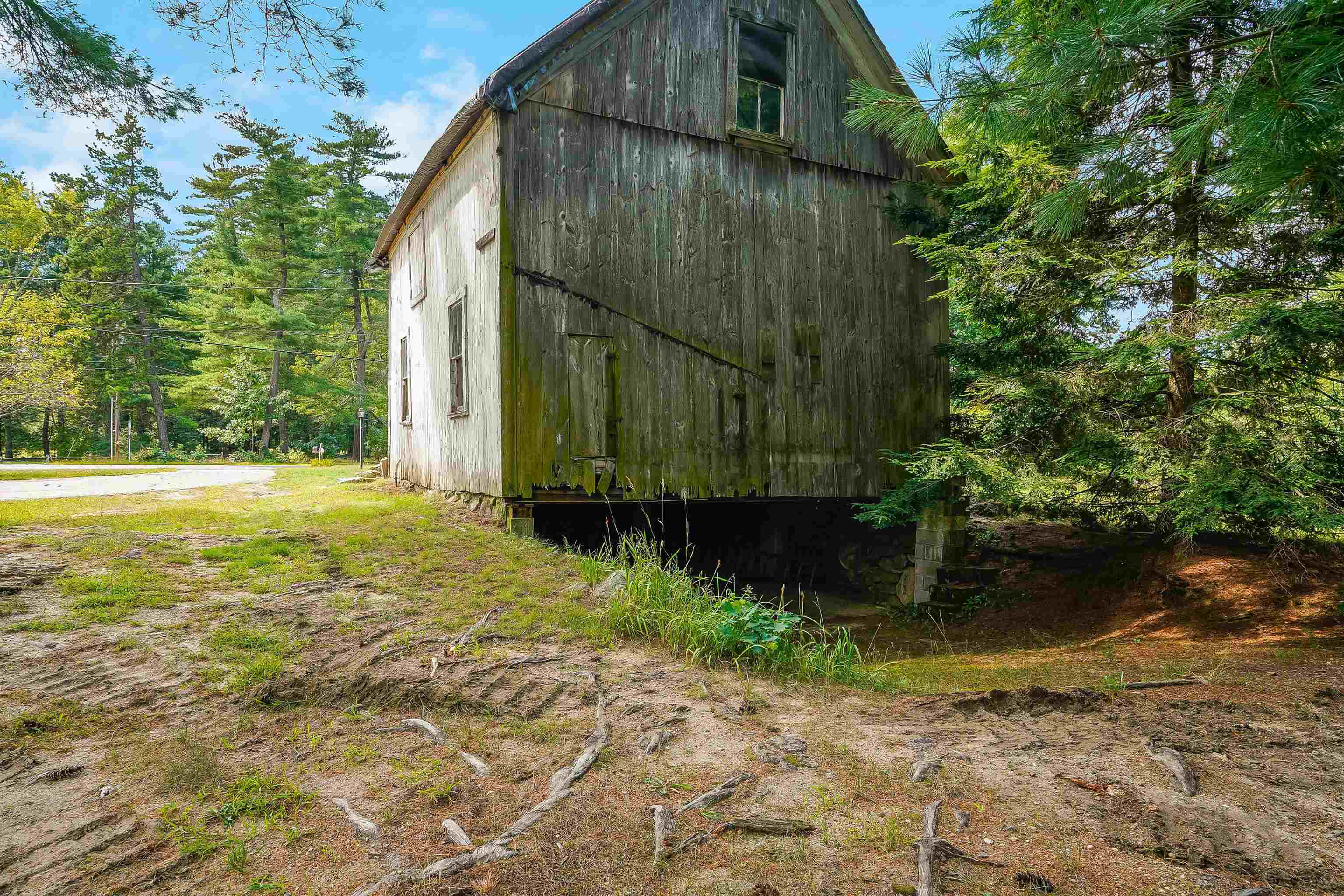 40 Corduroy Road Amherst, NH 03031 - Photo 27 of 43