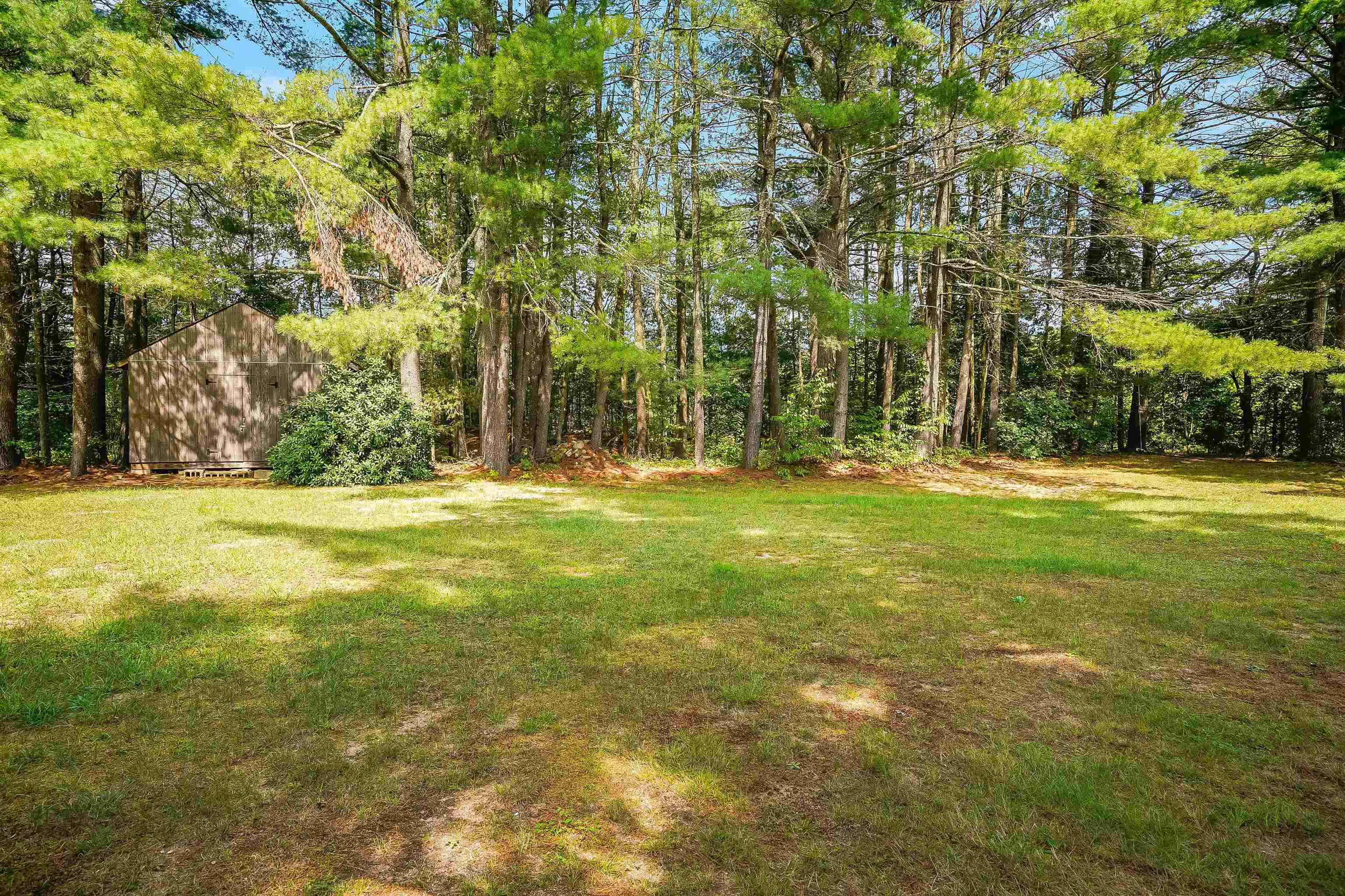 40 Corduroy Road Amherst, NH 03031 - Photo 29 of 43