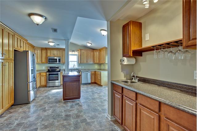 1030 North Sumner Road Portland, TN 37148 - Photo 9 of 20 A spacious NEW kitchen! Note the butlers counter to the right - a perfect spot for an extra microwave, wine fridge, or additional prep area.