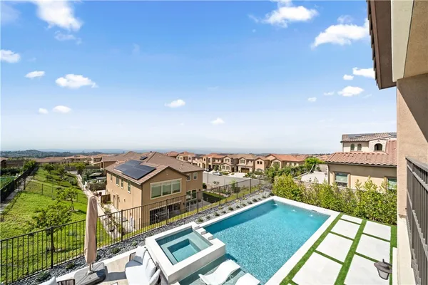 $3,380,000 | 2592 Highland Oak Court, Lake Forest, CA 92679