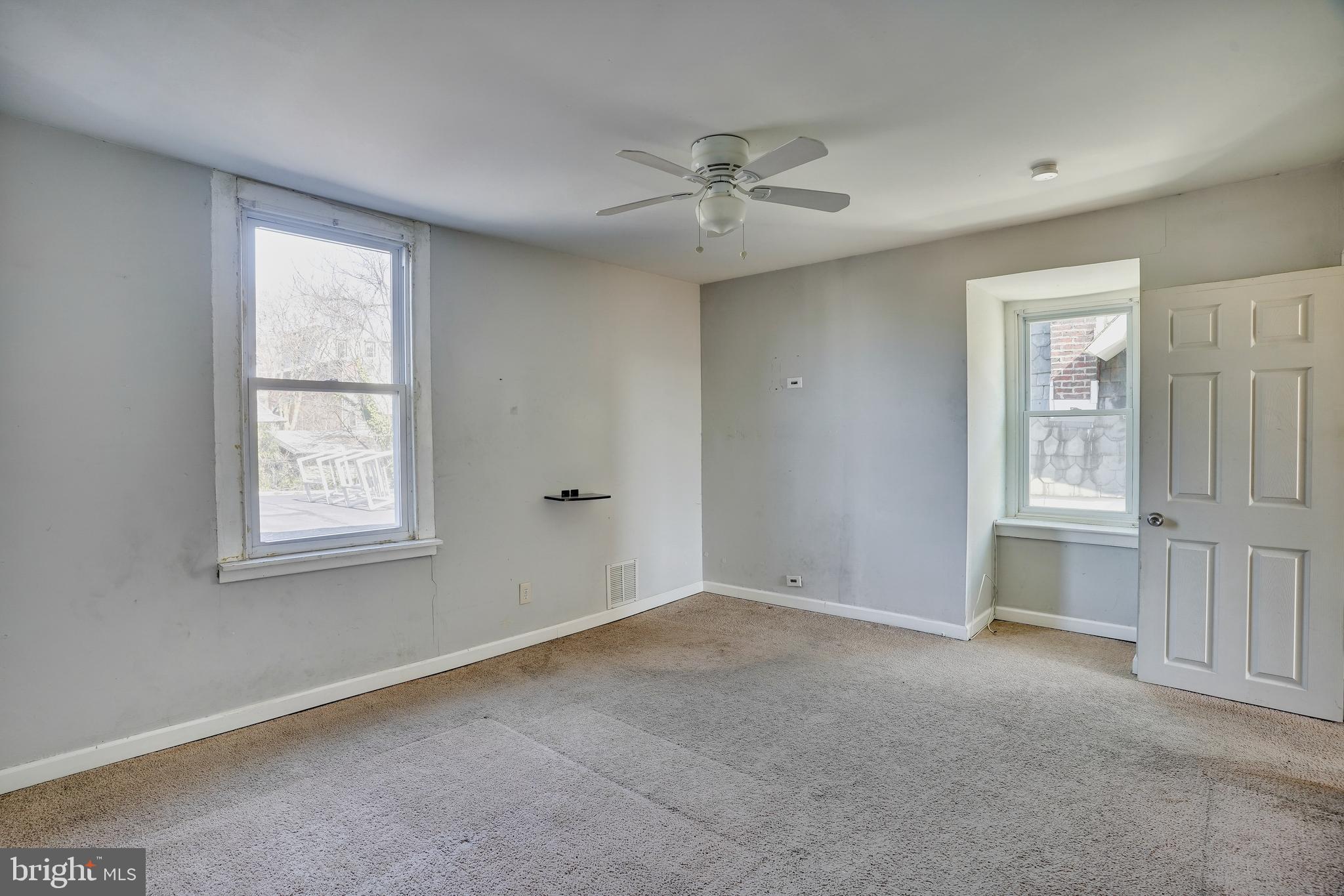 225 Rochelle Avenue Philadelphia, PA 19128 - Photo 17 of 26 Gallery Image 17