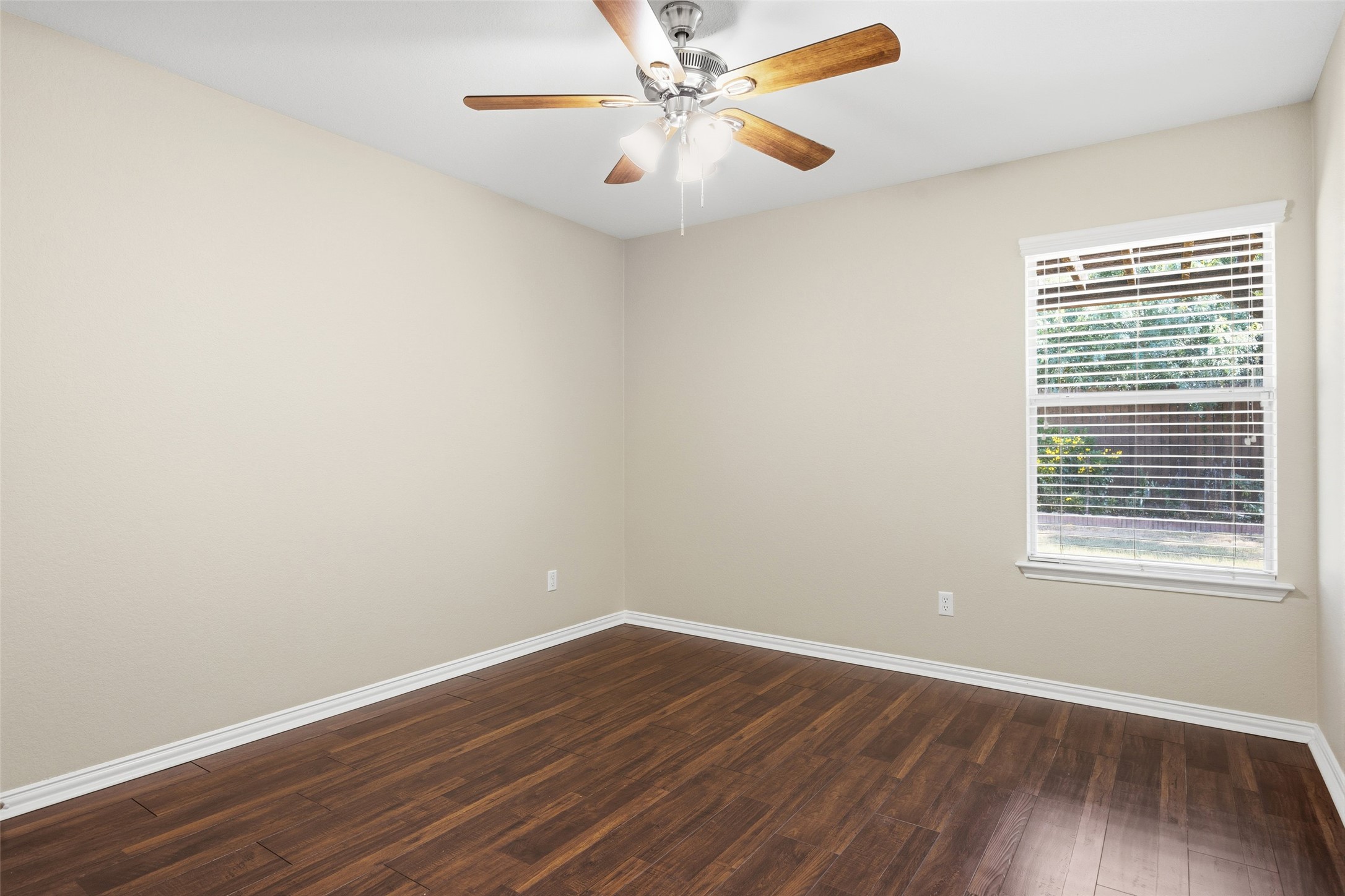 1069 Talley Loop Buda, TX 78610 - Photo 19 of 31 Secondary bedroom