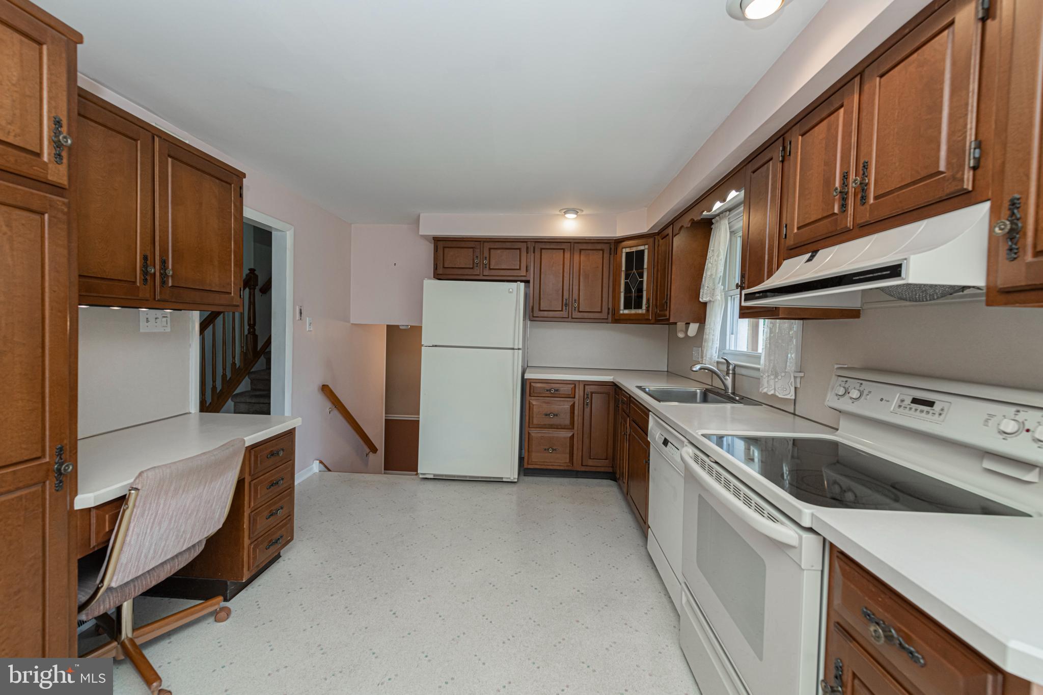 1094 Hares Hill Road Phoenixville, PA 19460 - Photo 14 of 25
