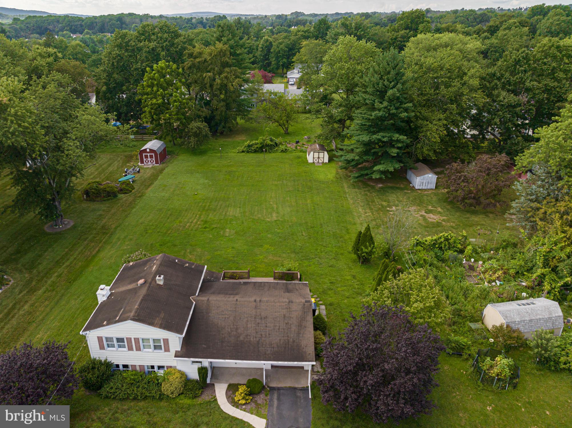 1094 Hares Hill Road Phoenixville, PA 19460 - Photo 2 of 25