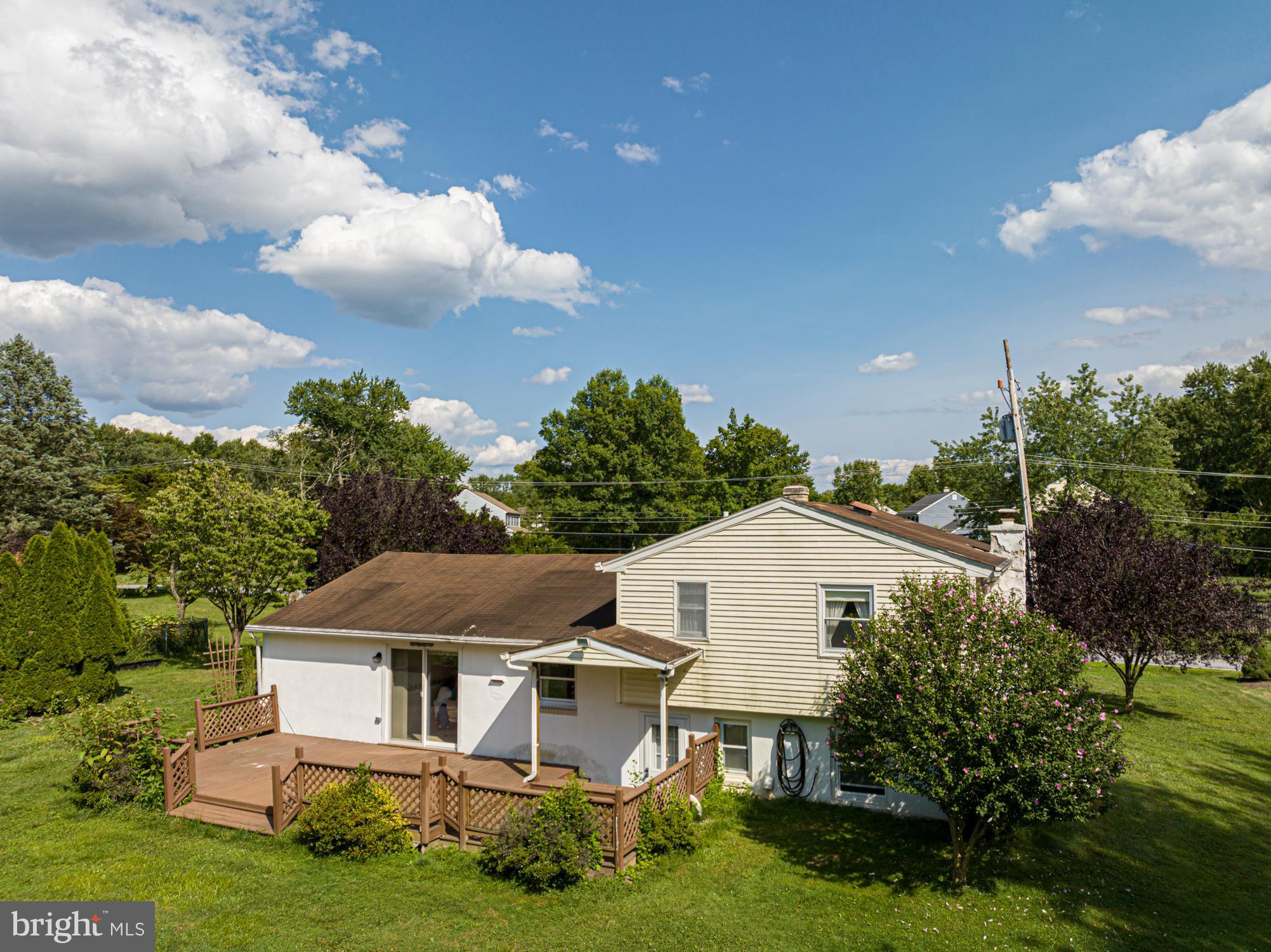 1094 Hares Hill Road Phoenixville, PA 19460 - Photo 3 of 25