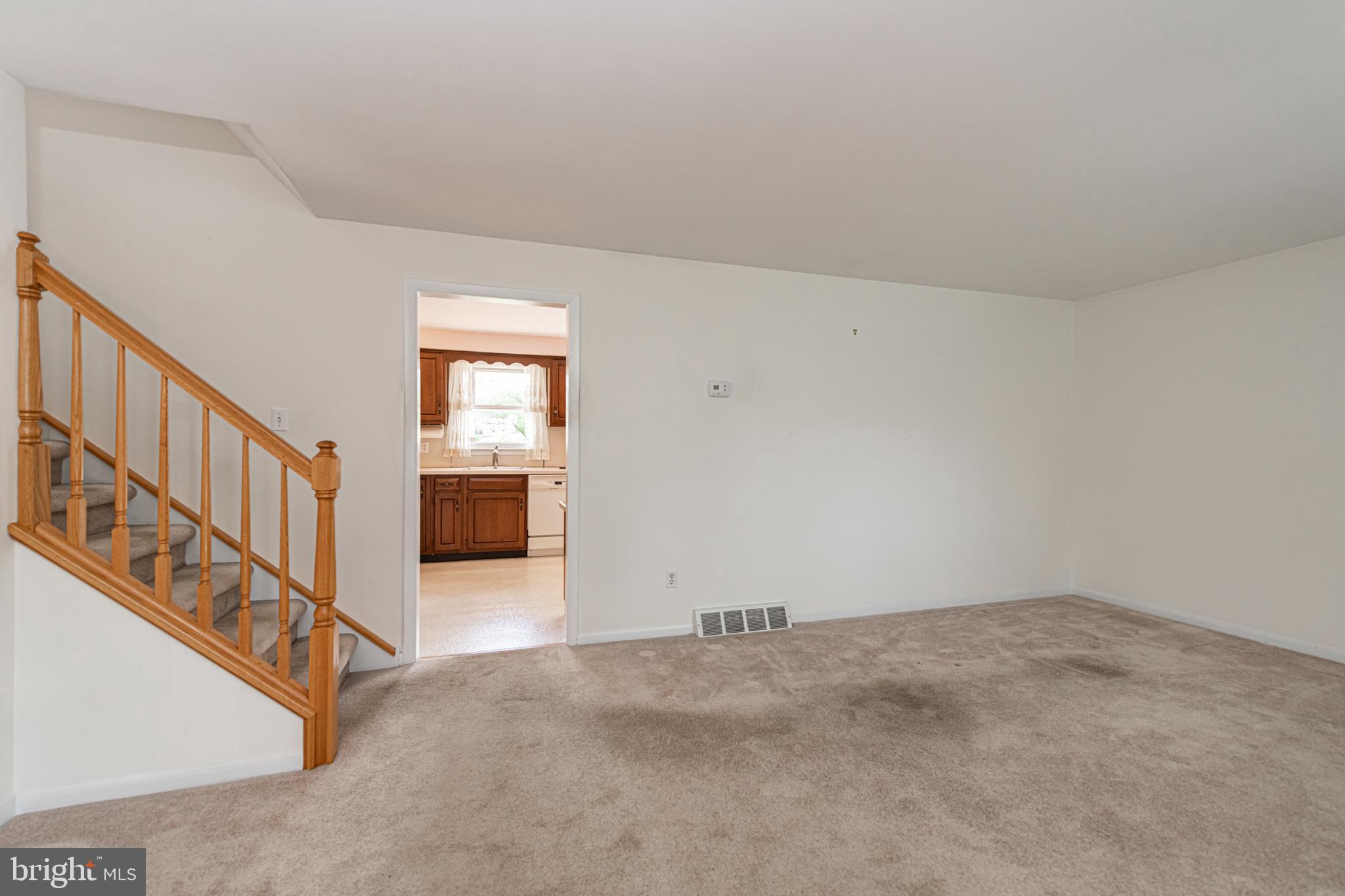 1094 Hares Hill Road Phoenixville, PA 19460 - Photo 6 of 25