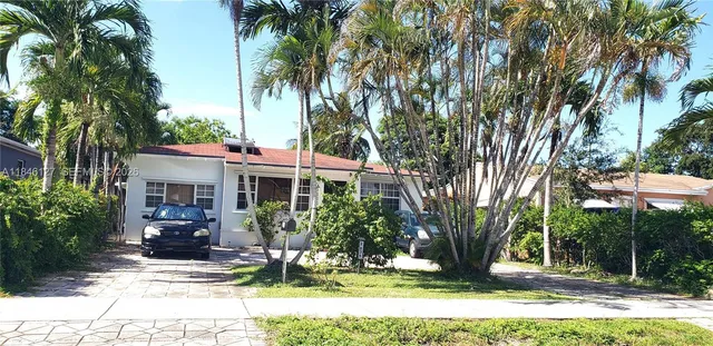 $2,900 | 2835 Plunkett Street, Hollywood, FL 33020