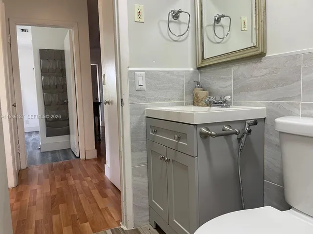 $2,900 | 2835 Plunkett Street, Hollywood, FL 33020