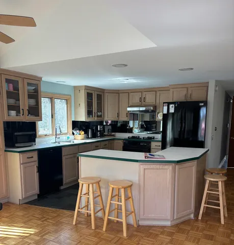 $2,895 | 56 Captain Thomas Road, Ogunquit, ME 03907