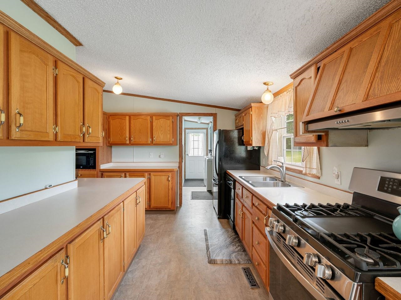 669 Buttolph Road Shoreham, VT 05778 - Photo 8 of 44