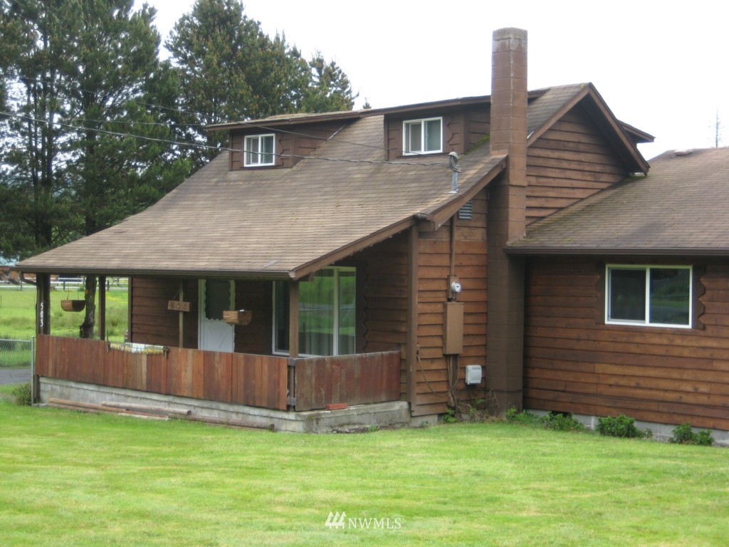 503 Hicks Road Castle Rock, WA 98611 - Photo 2 of 7 Gallery Image 2