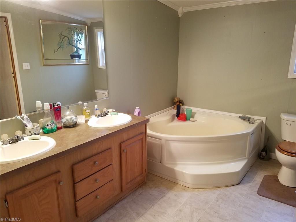 691 Friendship Church Road Lexington, NC 27295 - Photo 8 of 10 Gallery Image 8