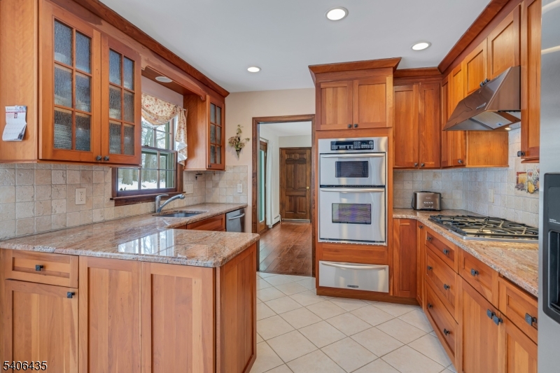 6 Prides Crossing Flanders, NJ 07836 - Photo 8 of 29