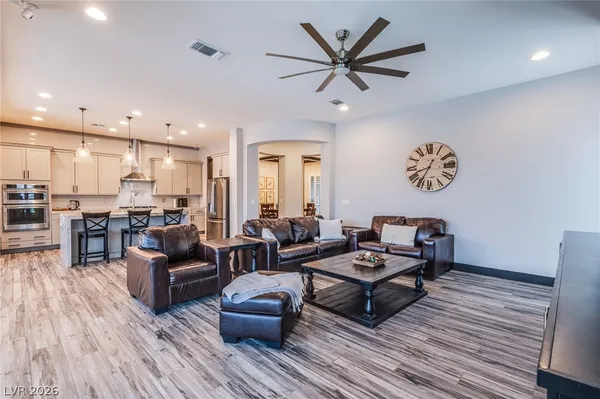 $8,495 | 11180 Torch Cactus Drive, Las Vegas, NV 89138