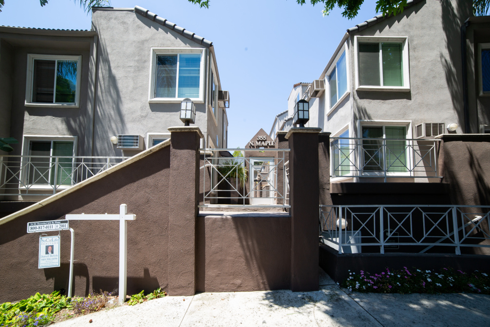 Entourage 355 N Maple St, Burbank, CA 91505 - Photo 1 of 1