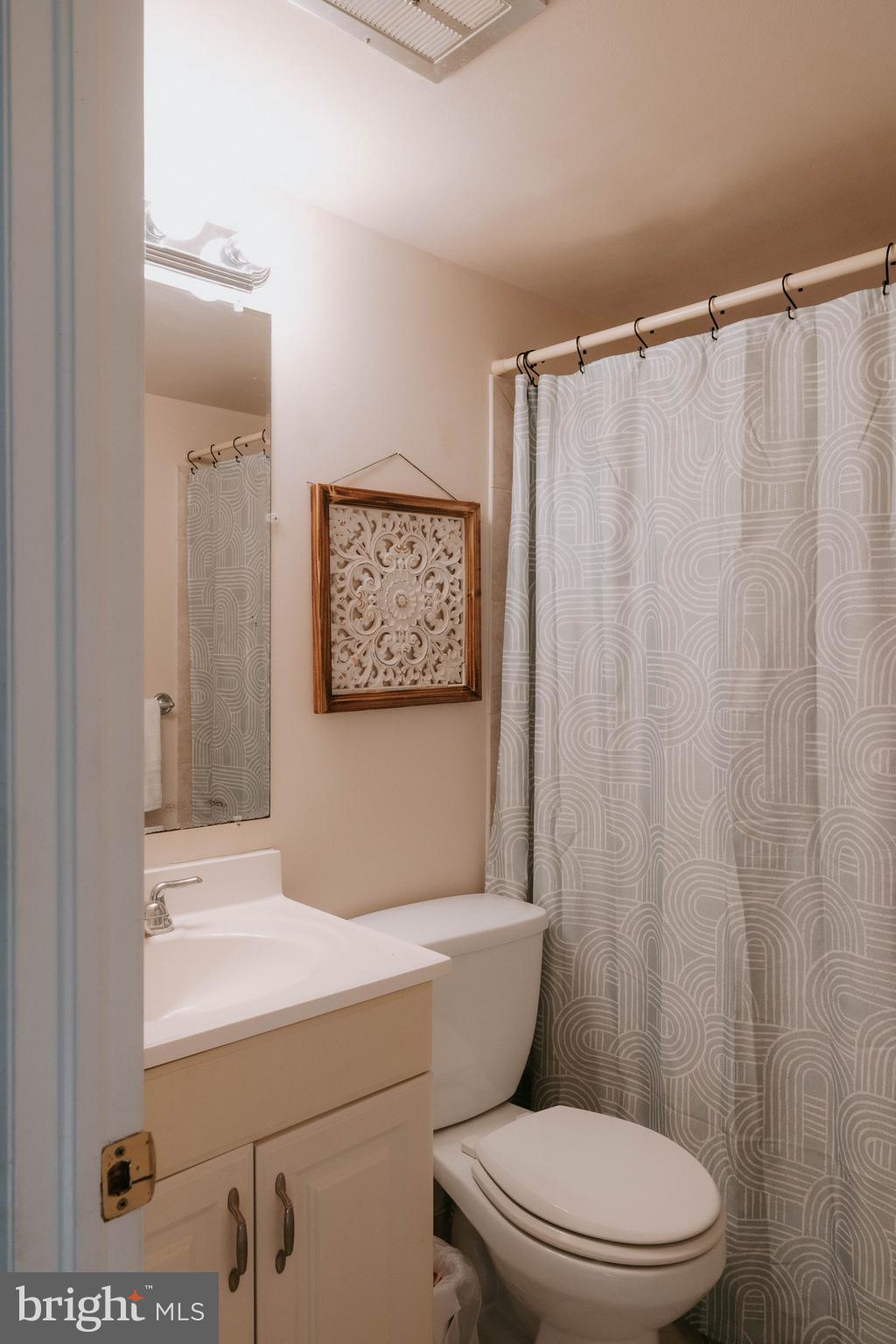 4701 Pennell Road, Unit G11 Aston, PA 19014 - Photo 14 of 20