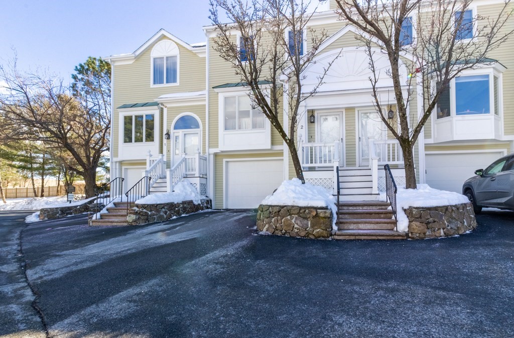 2 Abington Road, Unit 2 Danvers, MA 01923 - Photo 2 of 20 Gallery Image 2