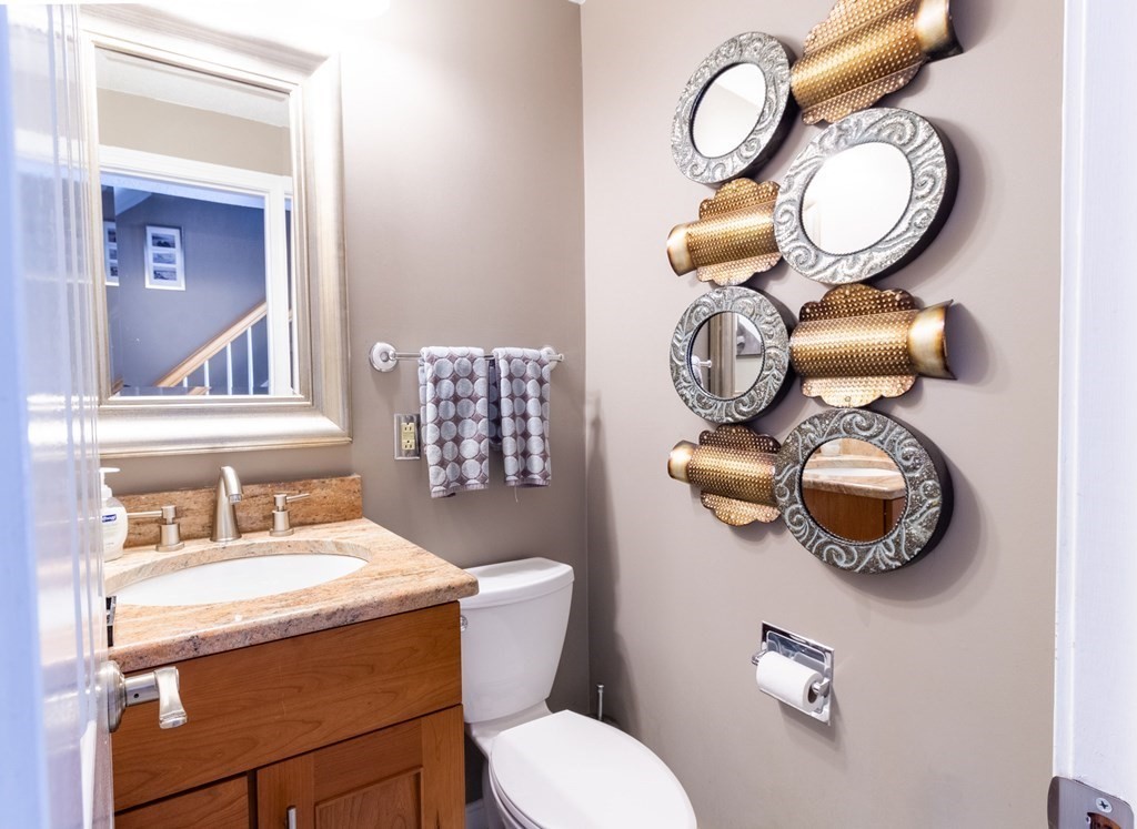 2 Abington Road, Unit 2 Danvers, MA 01923 - Photo 8 of 20 Gallery Image 8